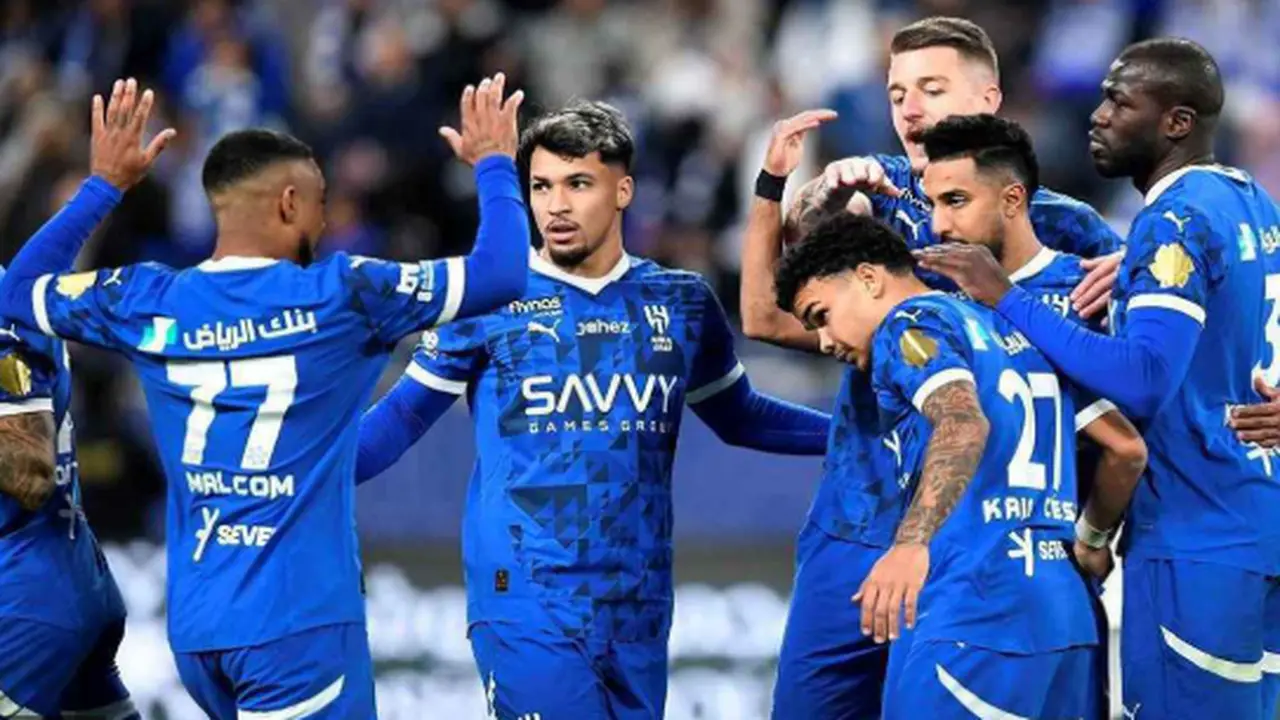قاطرة الدوري تشتعل.. متابعة حية لمباراة الهلال والاتحاد في قمة روشن المرتقبة